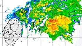 這個小低壓就有可能變成颱風！（圖／翻攝自鄭明典臉書）