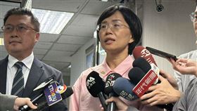 民進黨立委蘇巧慧赴中央黨部遞交參選意願表（圖／記者劉秀敏攝影）