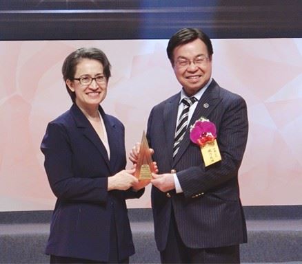 威力先進履創佳績，勇奪國家品牌玉山獎，傑出企業獎最高殊榮。（圖／威力先進科技提供）