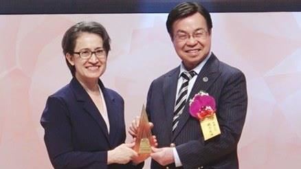 威力先進履創佳績　勇奪國家品牌玉山獎