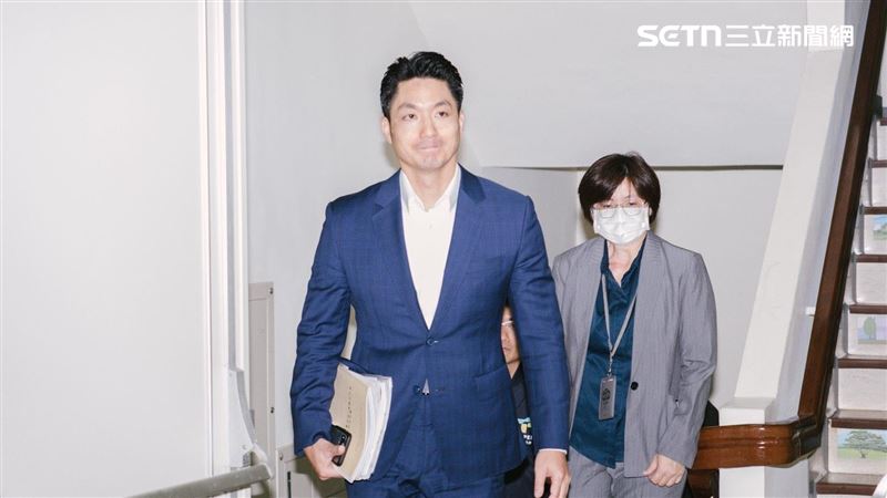 不放假！議員酸咕嚕咕嚕市長　蔣萬安冷回