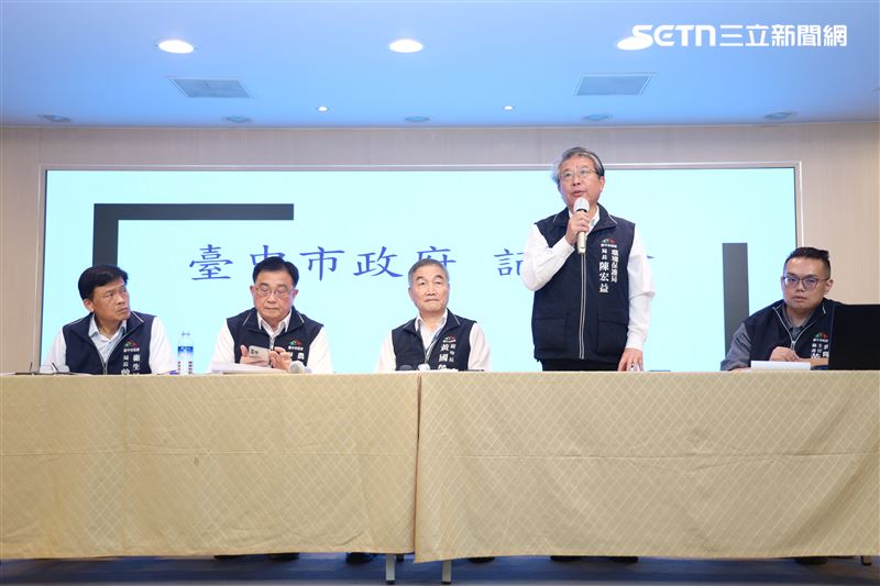 針對外界質疑，台中市府回應，14日曾派員檢查，但發現豬隻未出現非洲豬瘟典型症狀。(圖／翻攝畫面)