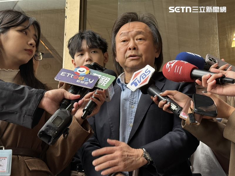 民進黨立委王世堅出席中執會前受訪（圖／記者劉秀敏攝影）