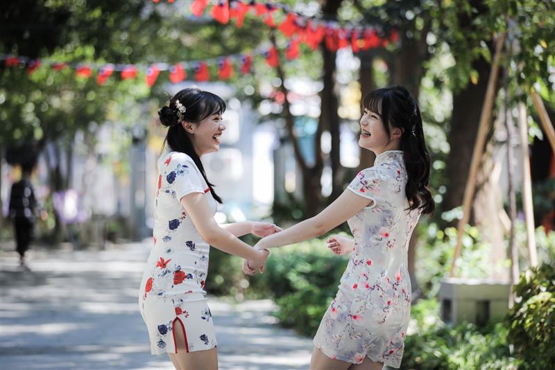 旗袍街拍漫步巷弄　桃園「舊城新浪漫」11月1日唯美開拍！（圖／桃園市政府提供）