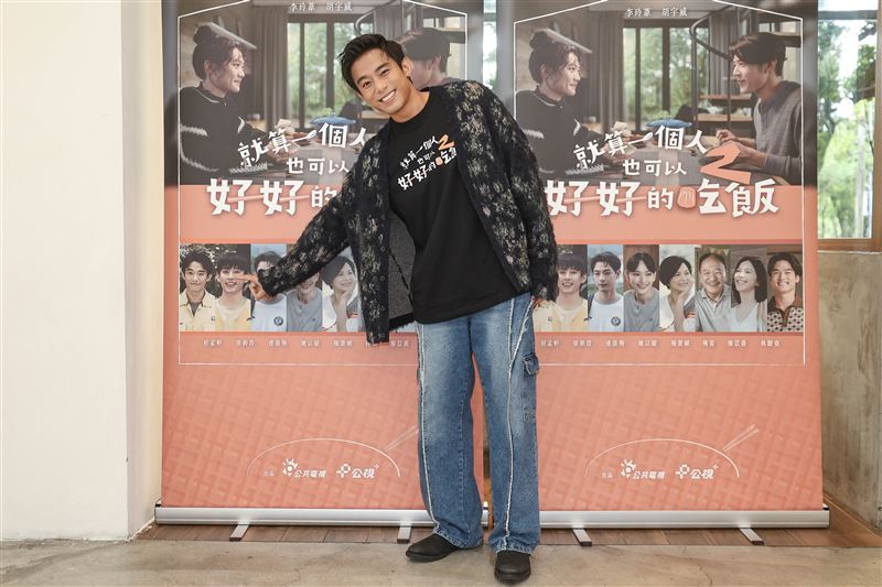 初孟軒大學一畢業立刻入伍。（圖／公視+提供）