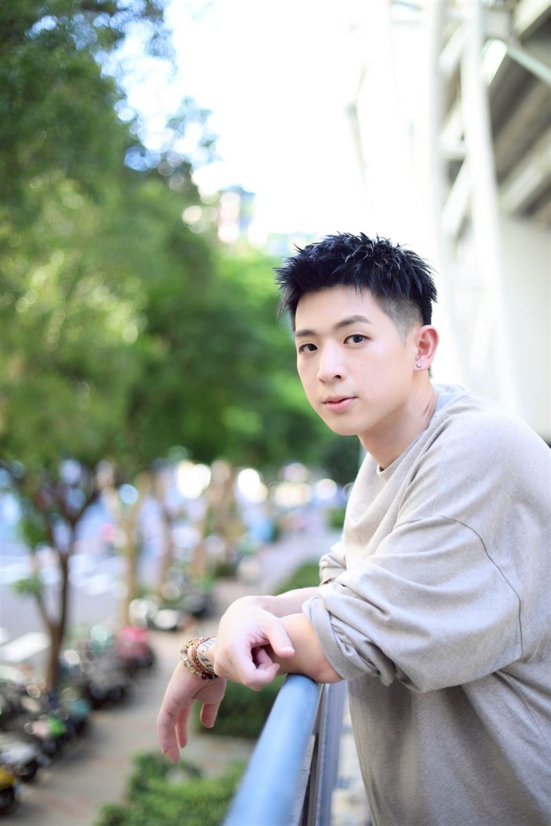 林亭翰同時有在兼課當老師。（圖／記者鄭孟晃攝影）