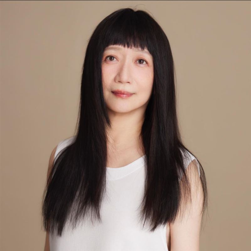 知名作家、台大中文系教授蔡璧名於21日辭世，享壽60歲。（圖／翻攝自臉書）