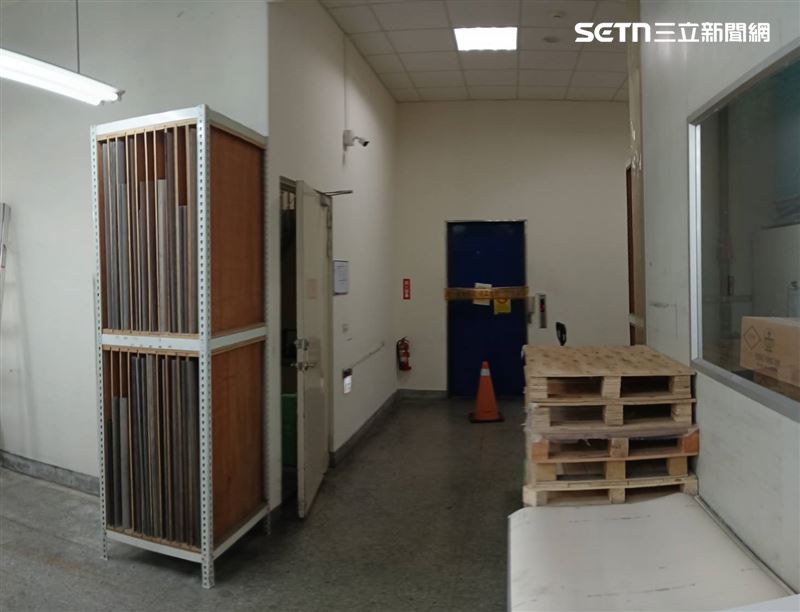 奪命電梯曝光，都發局揪出業者在管道間違規增設電梯。（圖／翻攝畫面）