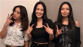 孫盛希、KAXA。（圖／滾石唱片提供）