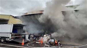 倉庫,員工,受困,桃園（圖／翻攝畫面）