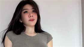 Mika經常分享在香菇農園工作的性感照片，被粉絲封為「最辣菇農」。（圖／翻攝自IG＠mikanaka9999）