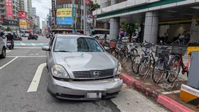 新北,新店,大坪林捷運站,車禍,毒品案。（圖／翻攝畫面）