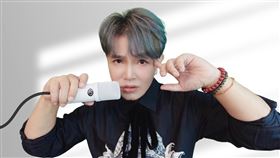 梵緯老師。（圖／民視提供）