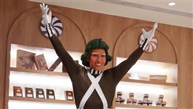 潘若迪出席巧克力專賣店記者會裝扮成《巧克力冒險工廠》歐帕倫普人。（圖／記者蔡維歆攝影）