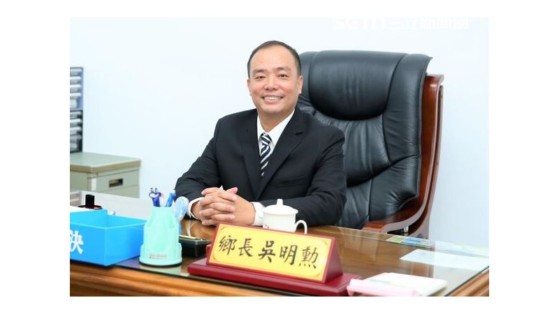 吳明勳被控向特定廠商洩漏底價，並收受賄款，法院裁定羈押禁見。（圖／翻攝鄉公所網站）