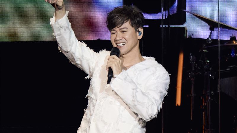 李聖傑加場再秒殺完售　放話：要露胸肌了