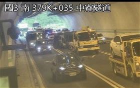 車禍事故現場情形。（圖／翻攝國道即時影像）