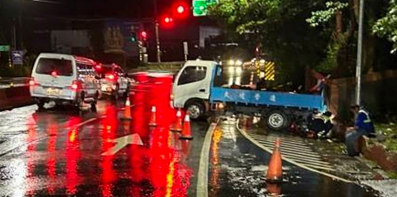 車禍事故現場情形。(圖/翻攝畫面)