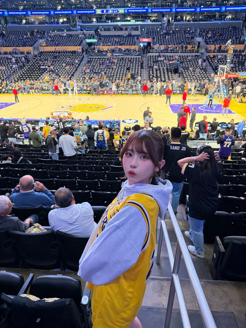 葵伊吹透露過自己的夢想就是去看NBA。（圖／翻攝自IG @aoi__ibuki）