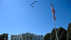 美國政府關門已邁入第四週。（圖／翻攝自The White House臉書官網）