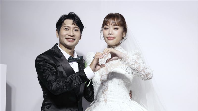 逸祥婚宴席開50桌！禁慾5年「宣布開機」