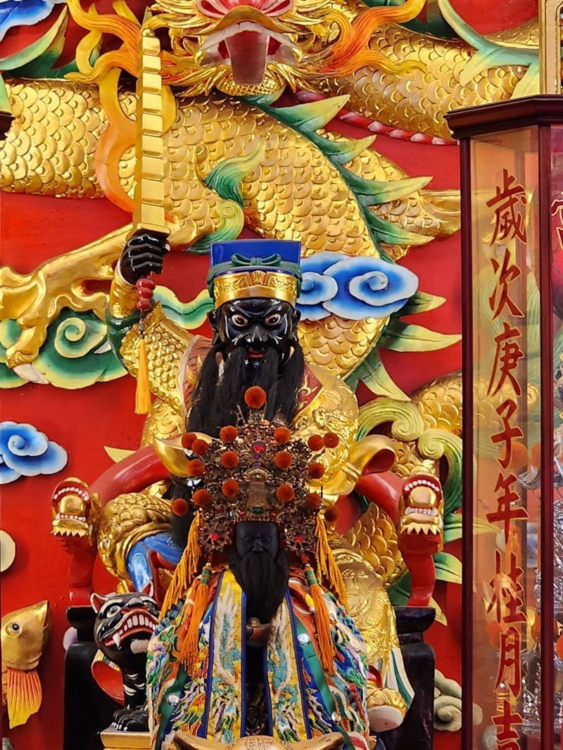 轟動財經界的《被財神爺喜歡到怕的方法》一書,揭開「金毒」駭人真相,沒有改掉5種壞習慣,會讓財神遠離你、你會越來越窮。(圖/記者鍾志鵬攝影)