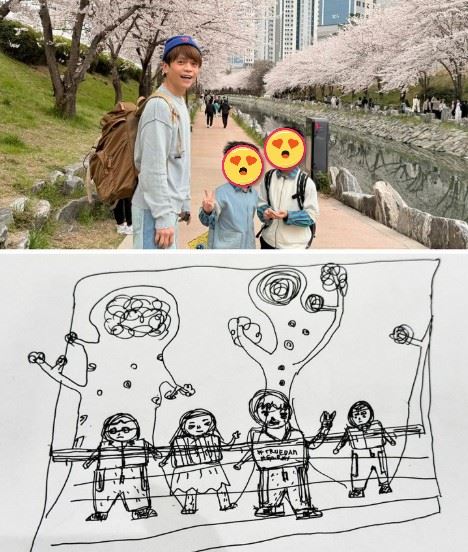 蔡桃貴畫畫。(圖/取自IG)