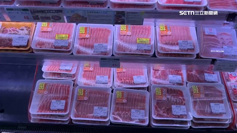 其他賣場的肉量尚充足,店員也透露目前供貨還算充足,尚未出現缺貨情形