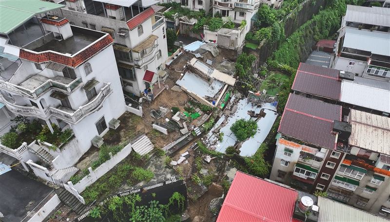新店區錦秀社區空拍畫面。(圖/翻攝畫面)