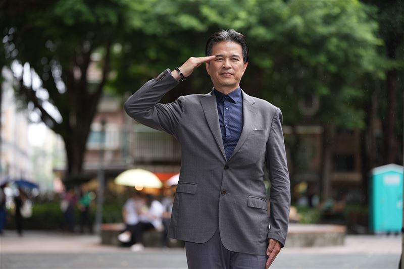 李興文是海軍陸戰隊退伍，被稱為「永遠的班長」。（圖／記者鄭孟晃攝影）