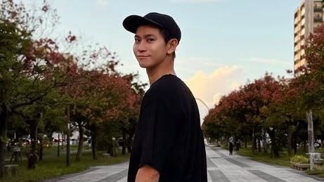 Andy老師喊「邪不勝正」　炎亞綸PO這個