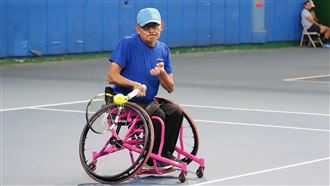 小兒麻痹棄嬰變國手　桃紅戰士翻轉人生