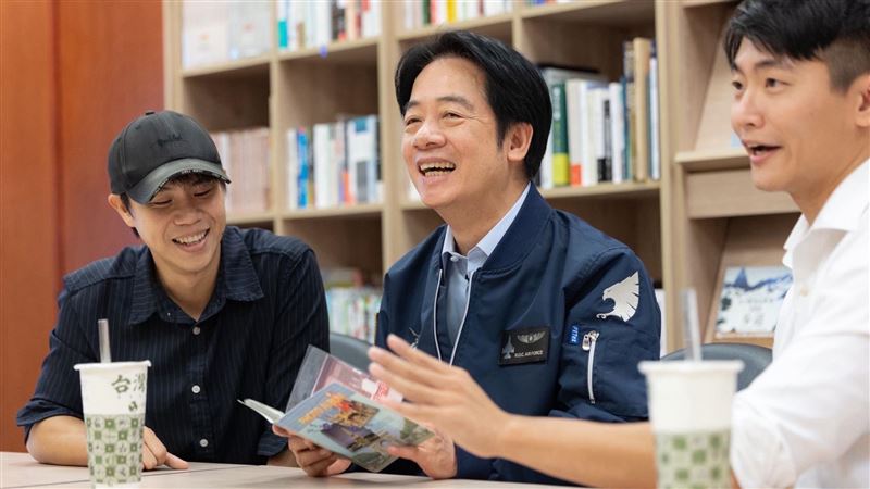 美學者時代雜誌投書惹議　邊緣意見非主流