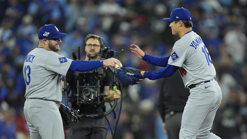 山本由伸季後賽連2場完投 席林後第1人!