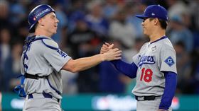 世界大賽G2山本由伸奪下完投勝。（圖／美聯社／達志影像）