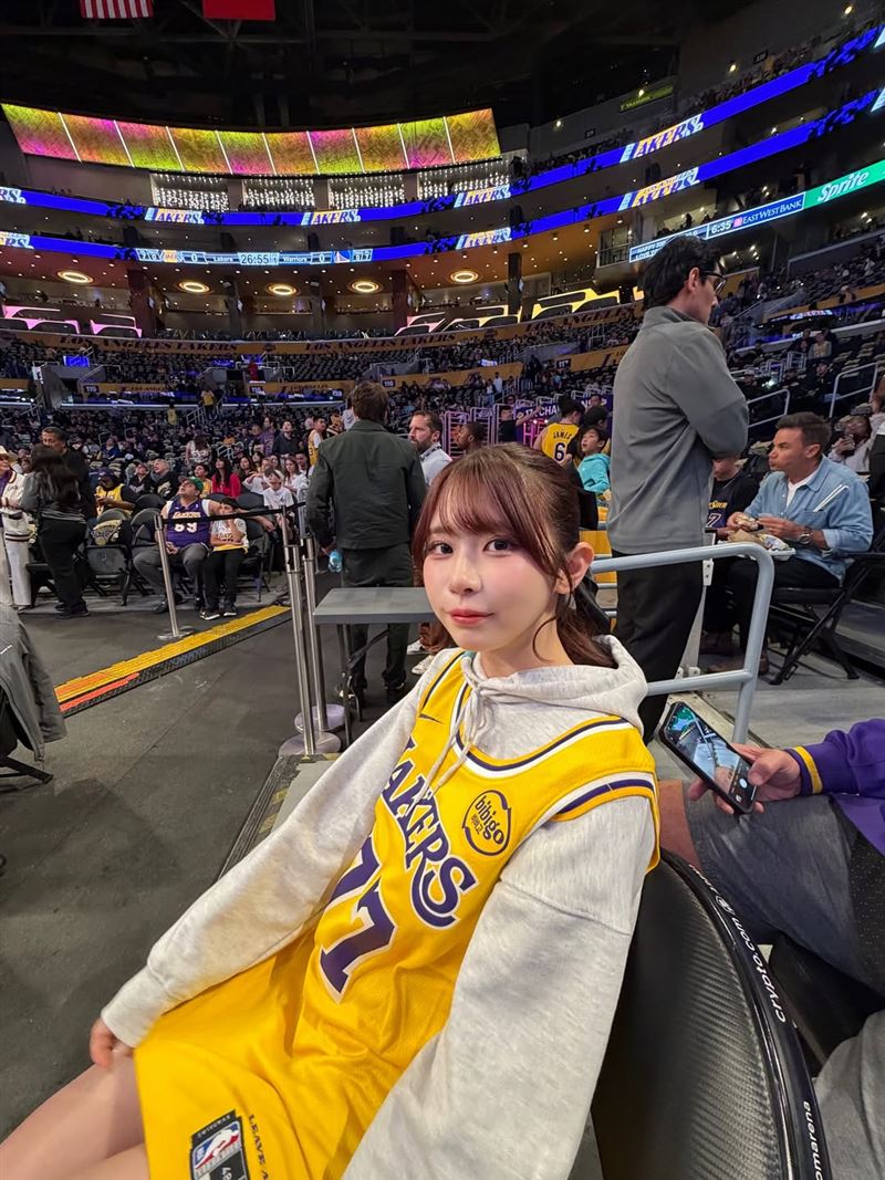 葵伊吹在NBA朝聖後也開心發聲。(圖/翻攝自IG @aoi__ibuki)