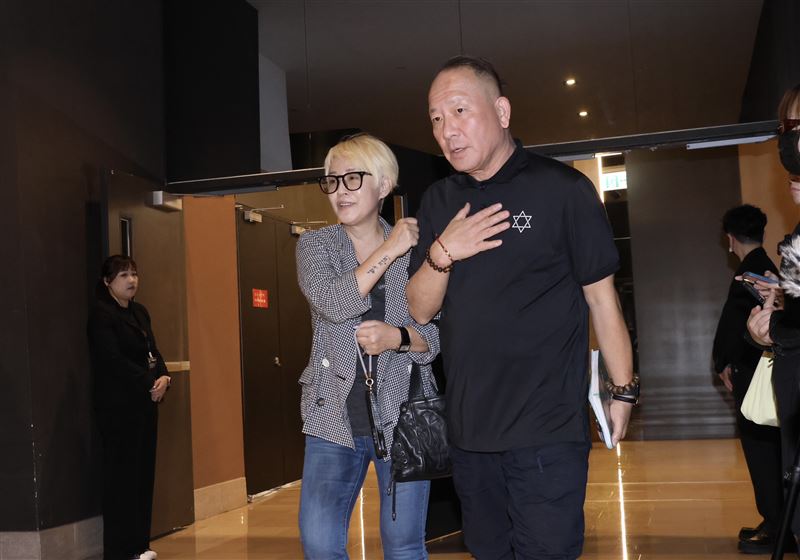 李明依與寶哥(圖/記者鄭孟晃攝影)