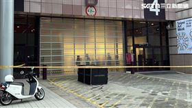 北市14歲少年突從高處墜落至捷運101站出口身亡。（圖／讀者提供）