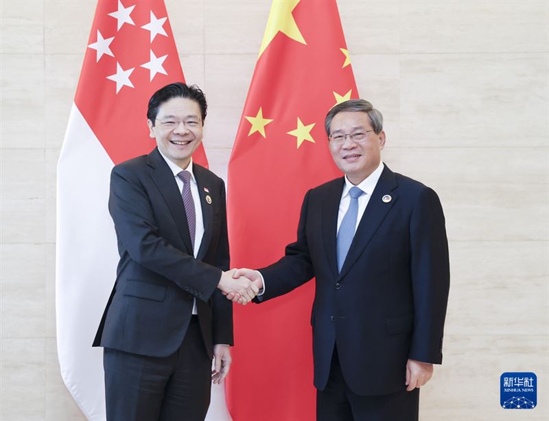 新加坡總理黃循財(圖左)會晤中國國務院總理李強(圖/資料照)