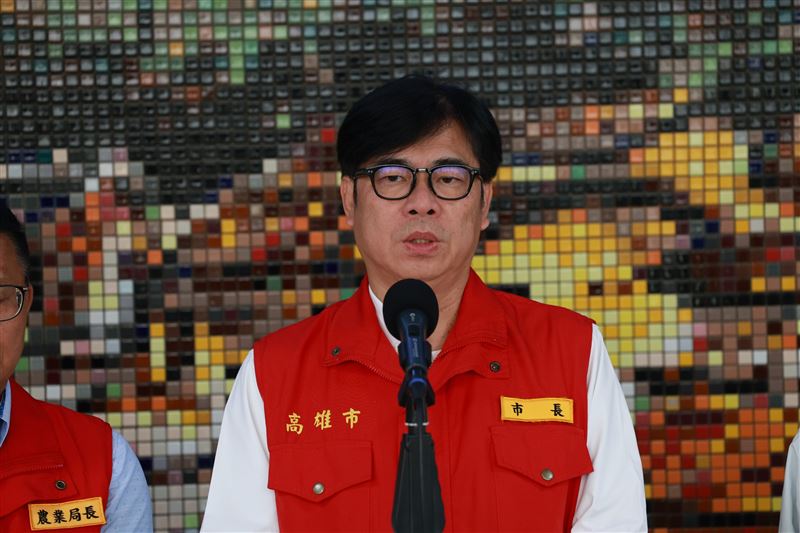針對受影響豬肉攤商，高雄市長陳其邁（圖）宣布免收攤位使用費1個月。（圖／翻攝畫面）