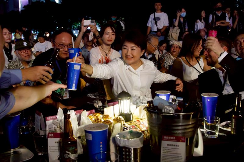 台中爵士音樂節邁入第21屆,盧秀燕10月18日到市民廣場出席開幕式。(圖/翻攝自台中市府網站)