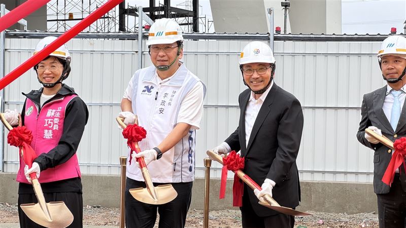 三鶯線鶯歌區捷運開發案 永吉公園正式動工!建築設計融入「新藝術」 展現自然城市風貌。(圖/新北市政府提供)