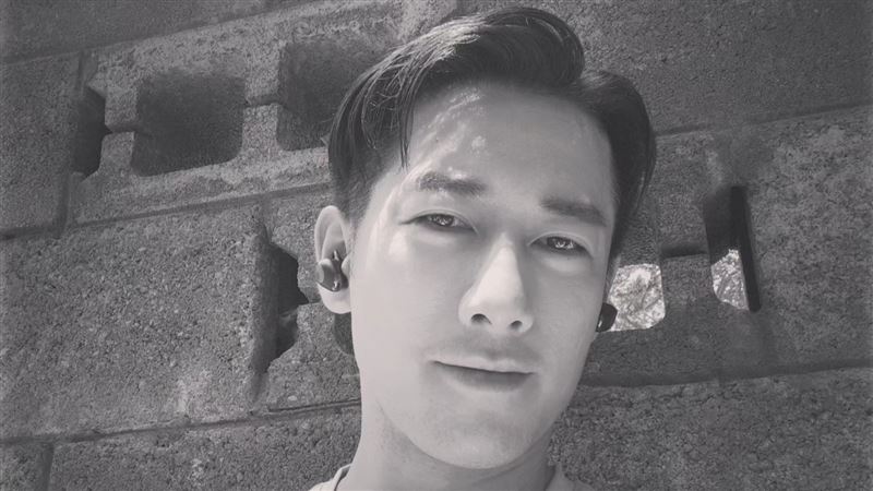 藝人周孝安涉犯公共危險罪送辦，移送地檢署複訊後，裁定無保請回。（圖／翻攝自周孝安 Kurt Chou臉書）