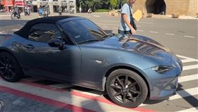 銀樓,金項鍊,跑車,新竹市（圖／翻攝畫面）