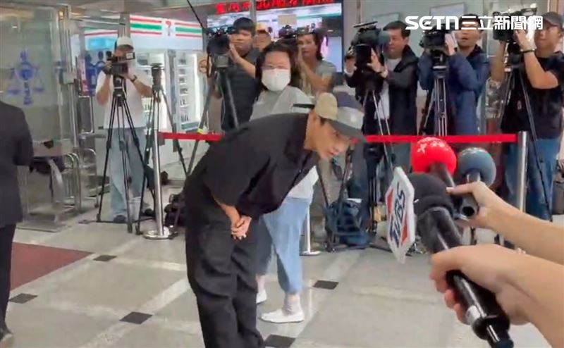包含陳零九在內8名藝人開庭後全部認罪,請求法官輕判或緩刑;但檢方主張不應緩刑。(圖/翻攝畫面)