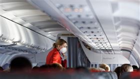 空服員，空姐，飛機，航班，旅客，乘客，機艙（示意圖／翻攝自PIXABAY）