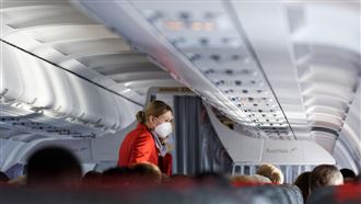 華航鬆綁空服員戴眼鏡　虎航跟進換新制服