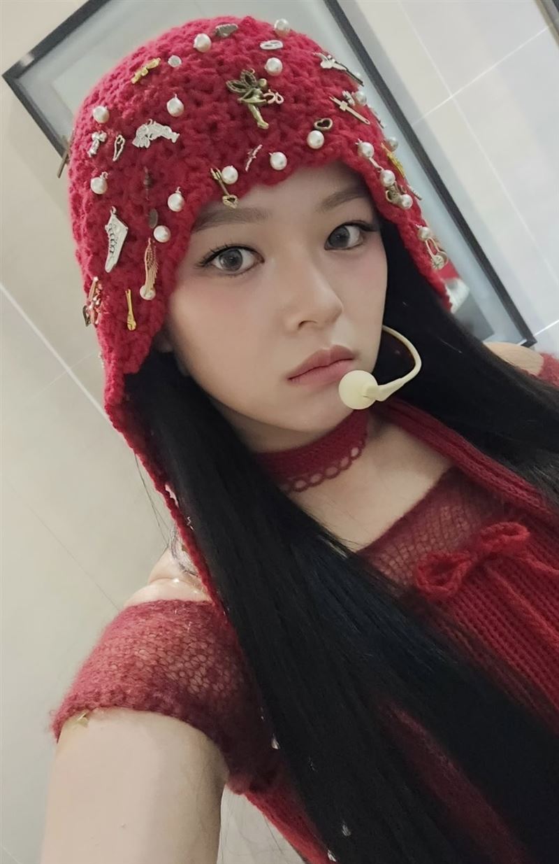 TWICE成員定延遭韓媒爆料她近日已與演員經紀公司Baro娛樂進行會面。(圖/@jy_piece IG)