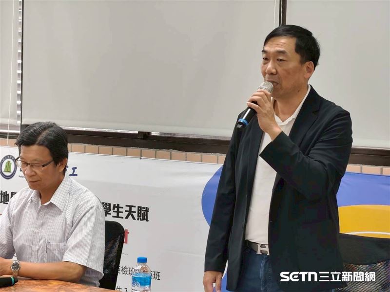 代表出席捐贈儀式的中華大家功德會理事長廖紀友表示,他深切感受到颱風災害對當地居民的衝擊,並強調此次善款將直接用於受災學生家庭的急難需求與生活重建,希望能在最短時間內提供實際幫助,讓災區居民感受到社會的關懷與溫暖。(圖/受訪者提供)