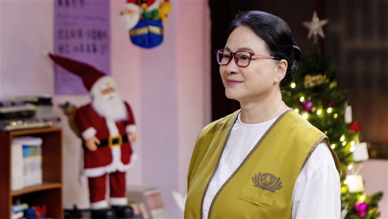 陸小芬睽違24年回歸 聯手檢場柯叔元飆戲